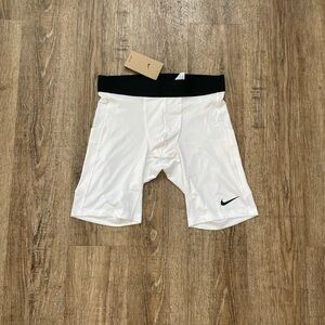 Nike Mens Pro Fitness 9” Long Shorts White Black Sz Medium FB7963-100